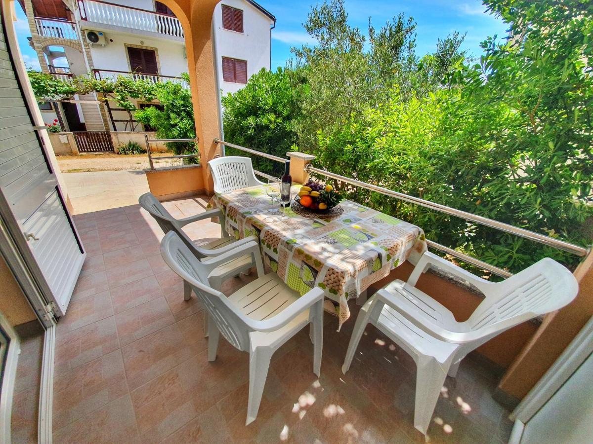 Apartmani Steli Vir Esterno foto